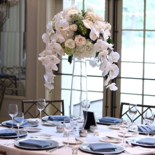 Elevated reception centerpiece